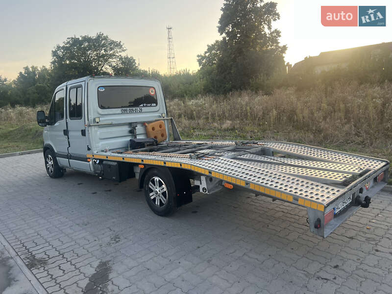 Эвакуатор Renault Master 2010 в Львове фото 7 Эвакуатор Renault Master 2010 в Львове