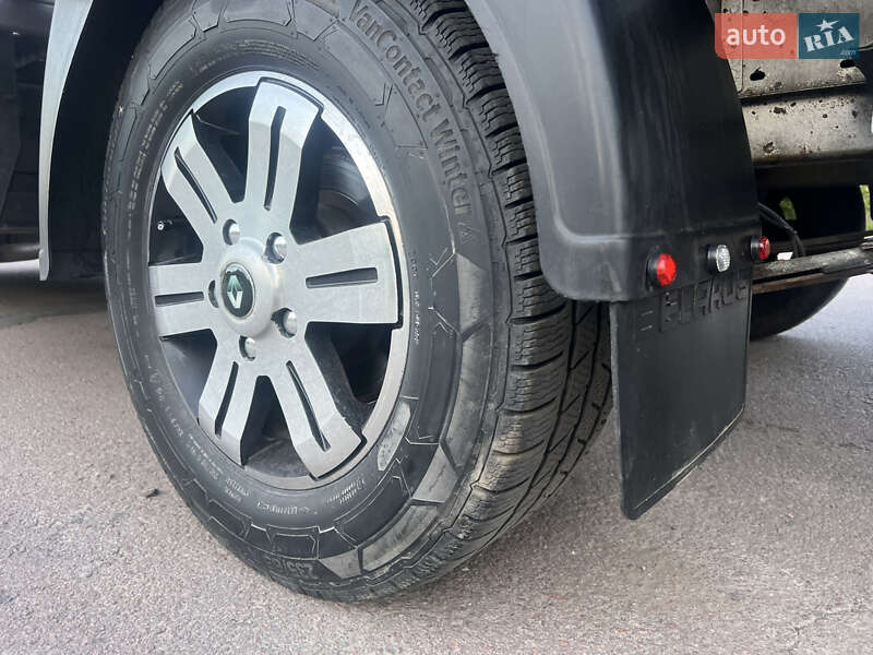 Эвакуатор Renault Master 2010 в Львове фото 48 Эвакуатор Renault Master 2010 в Львове