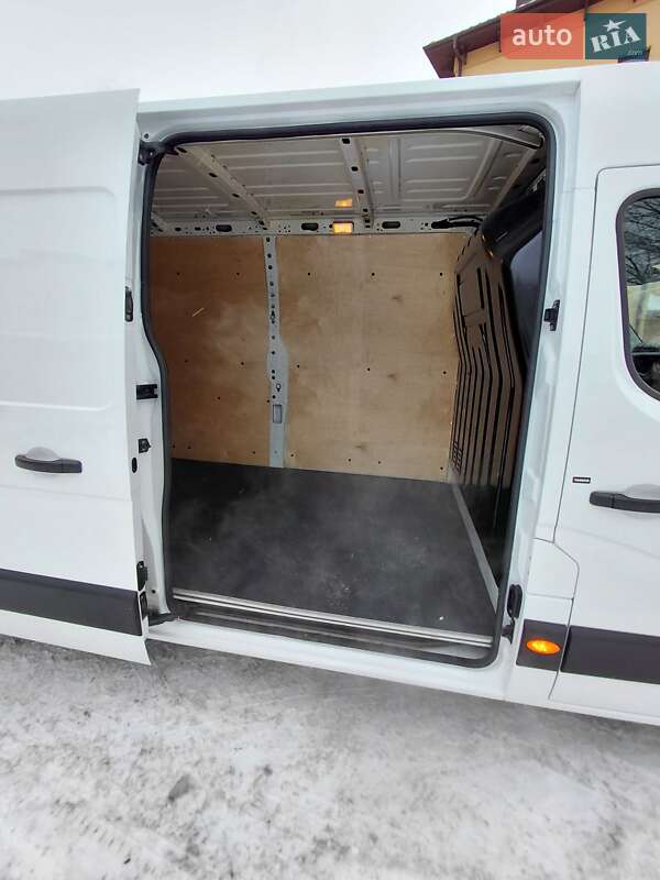 Вантажний фургон Renault Master 2021 в Ковелі