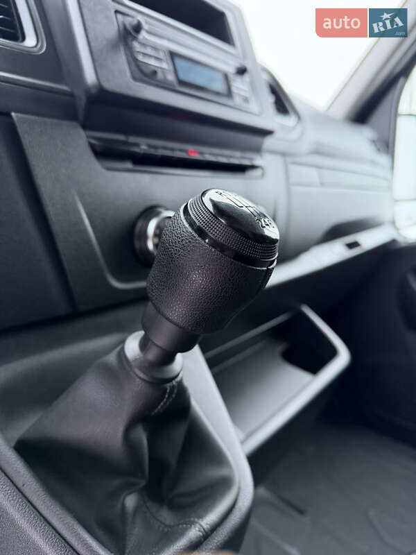 Вантажний фургон Renault Master 2022 в Ковелі