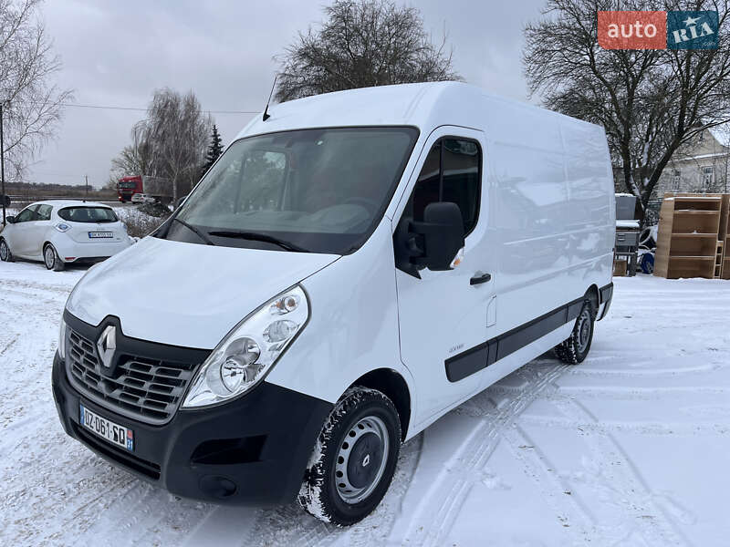 Вантажний фургон Renault Master 2016 в Дубні