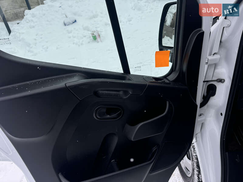 Тентований Renault Master 2022 в Рівному