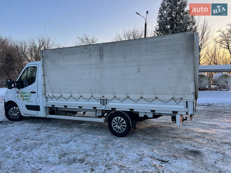 Вантажний фургон Renault Master 2017 в Хмельницькому