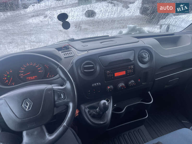 Тентований Renault Master 2015 в Львові