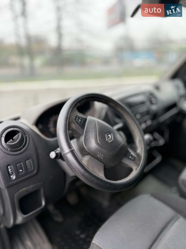 Вантажний фургон Renault Master 2014 в Одесі