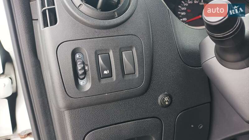 Вантажний фургон Renault Master 2015 в Вінниці фото 33 Вантажний фургон Renault Master 2015 в Вінниці