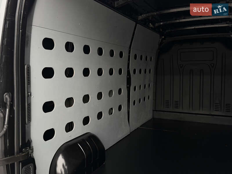 Грузовой фургон Renault Master 2020 в Дубно фото 25 Грузовой фургон Renault Master 2020 в Дубно