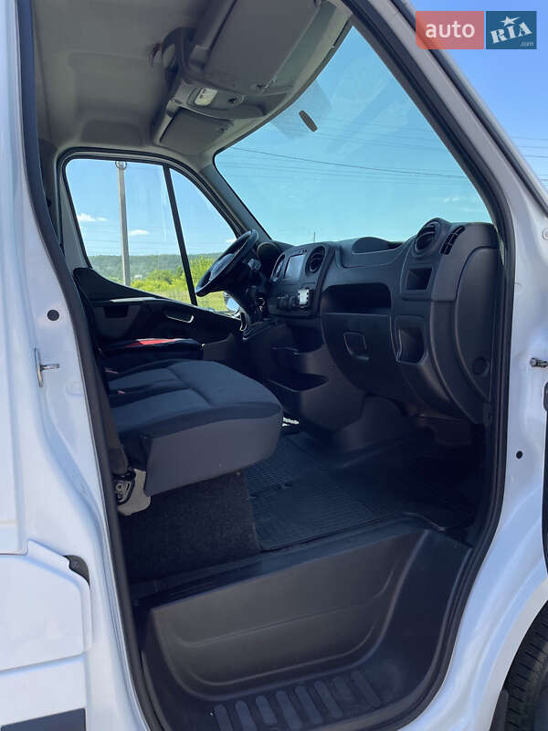 Мікроавтобус Renault Master 2018 в Жовкві