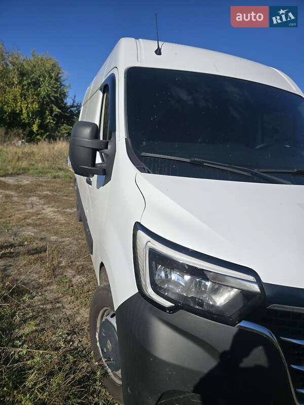 Вантажний фургон Renault Master 2020 в Радомишлі