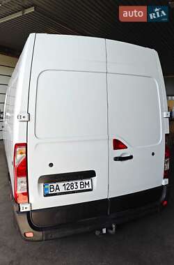 Вантажний фургон Renault Master 2016 в Олександрівці