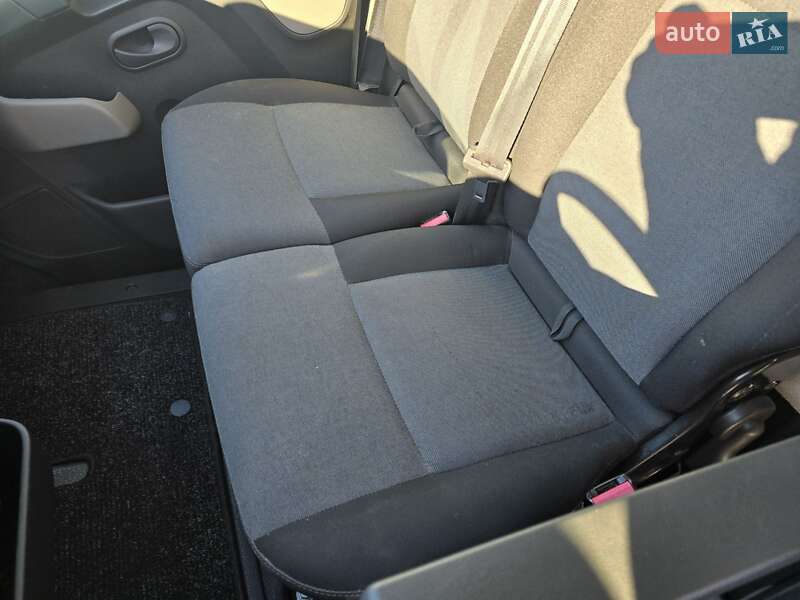 Вантажний фургон Renault Master 2017 в Луцьку