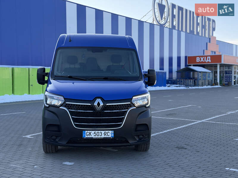Грузовой фургон Renault Master 2022 в Дубно