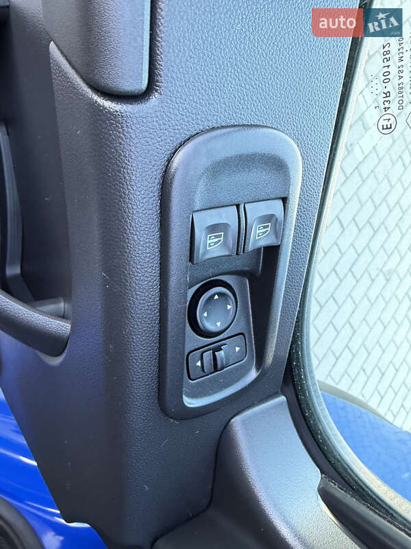 Грузовой фургон Renault Master 2022 в Дубно