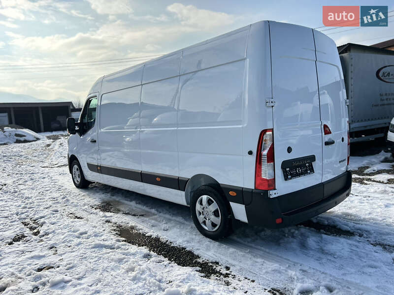 Вантажний фургон Renault Master 2021 в Хусті