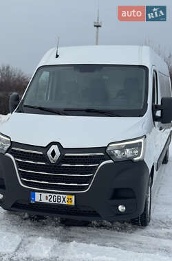 Грузовой фургон Renault Master 2021 в Ужгороде
