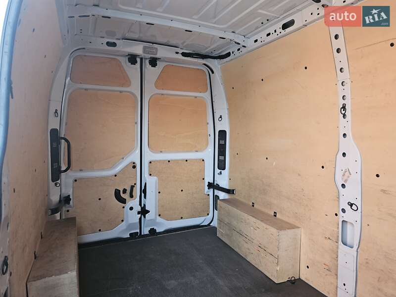 Вантажний фургон Renault Master 2022 в Бердичеві