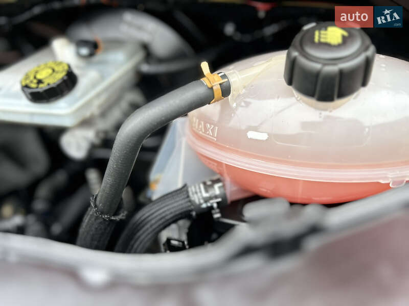 Вантажний фургон Renault Master 2024 в Хусті