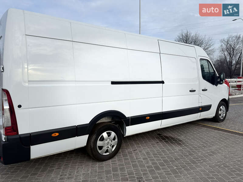 Вантажний фургон Renault Master 2020 в Дніпрі