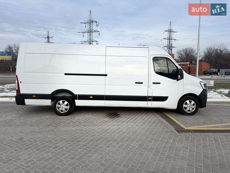 Вантажний фургон Renault Master 2020 в Дніпрі