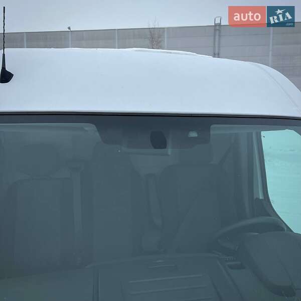 Вантажний фургон Renault Master 2019 в Києві