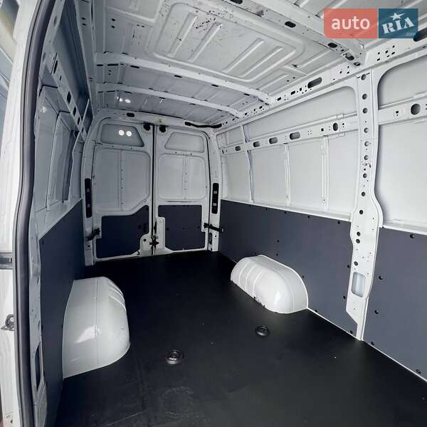 Вантажний фургон Renault Master 2019 в Києві