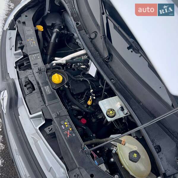 Вантажний фургон Renault Master 2019 в Києві