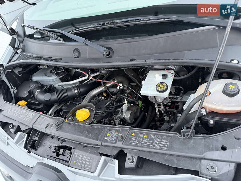 Тентований Renault Master 2016 в Дубні