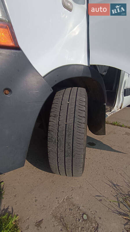 Грузовой фургон Renault Master 2005 в Одессе