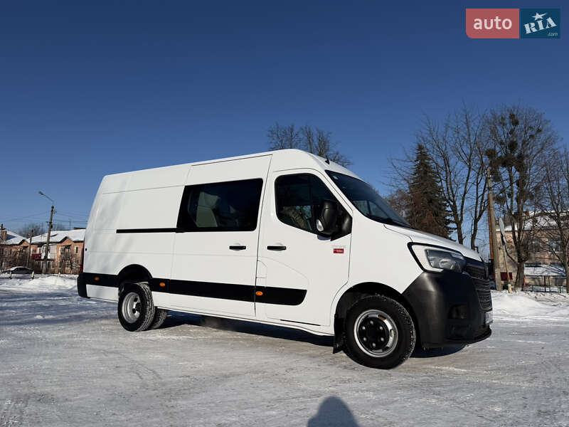 Грузопассажирский фургон Renault Master 2020 в Дубно