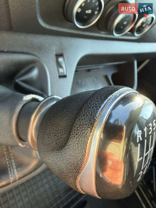 Грузопассажирский фургон Renault Master 2020 в Дубно