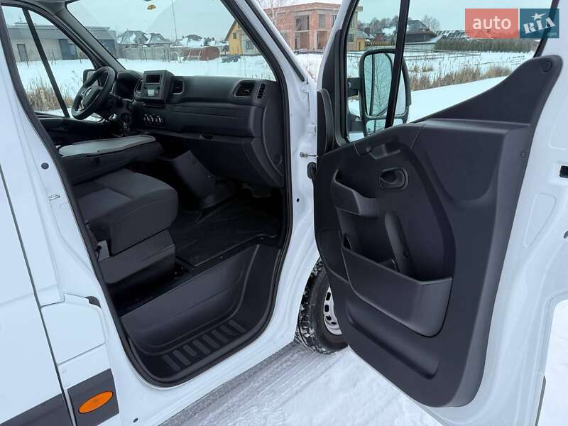 Грузовой фургон Renault Master 2021 в Днепре