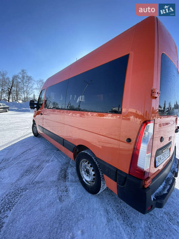 Мінівен Renault Master 2016 в Житомирі