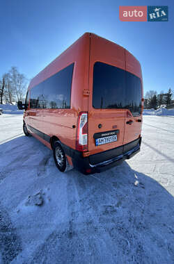 Мінівен Renault Master 2016 в Житомирі