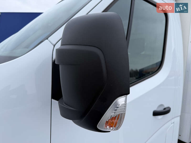 Вантажний фургон Renault Master 2021 в Дубні