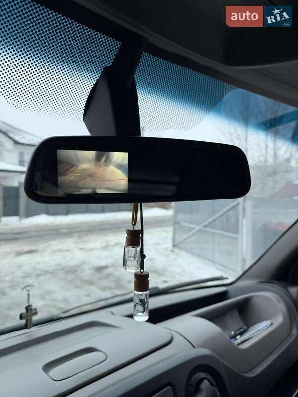 Вантажний фургон Renault Master 2017 в Києві