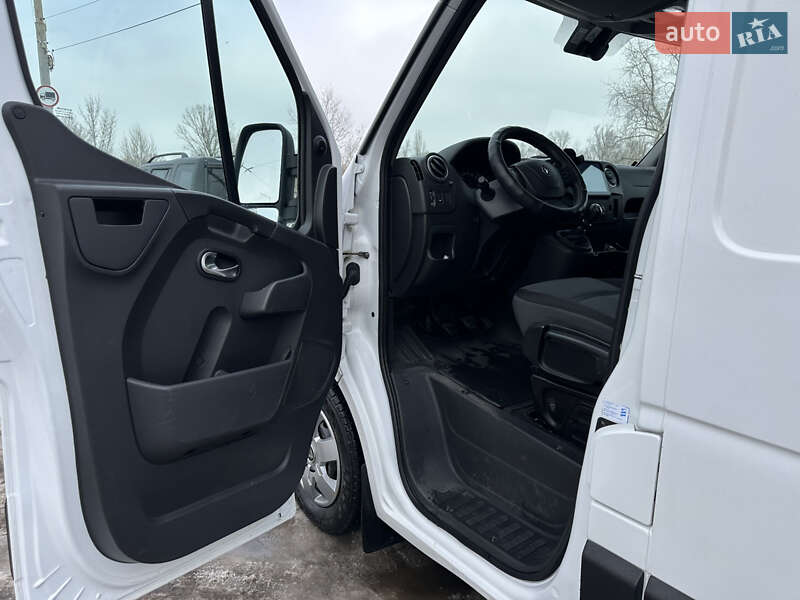 Грузовой фургон Renault Master 2018 в Киеве