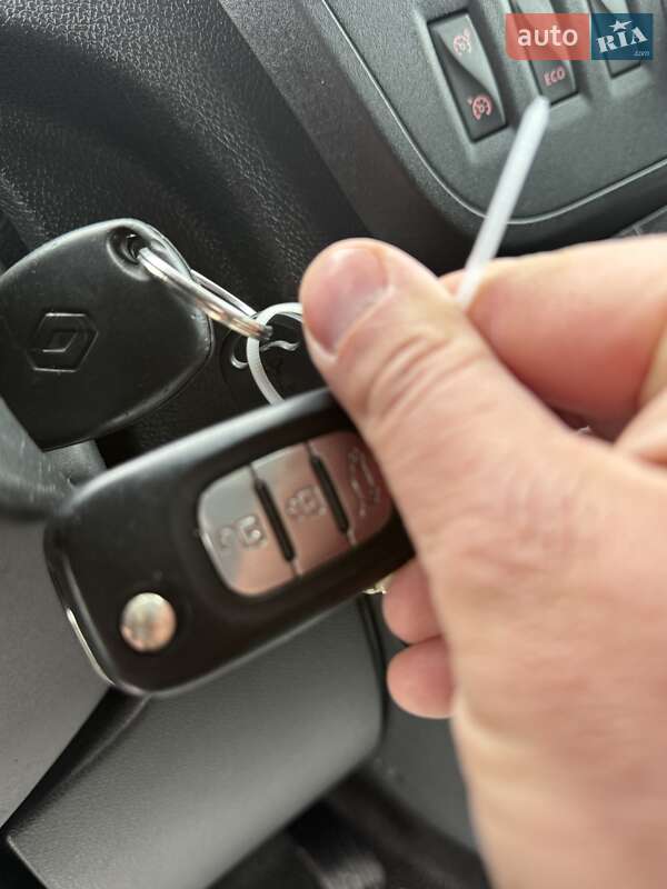 Мікроавтобус вантажний (до 3,5т) Renault Master 2018 в Рівному