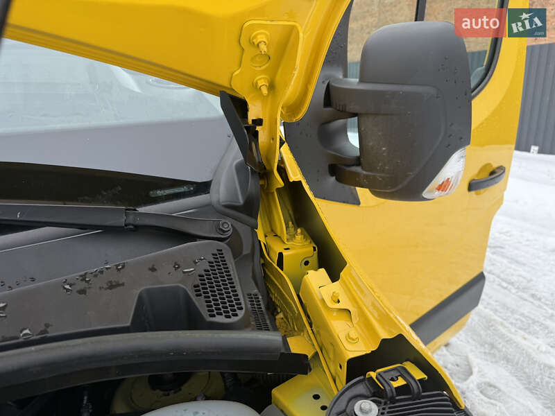 Вантажний фургон Renault Master 2022 в Луцьку