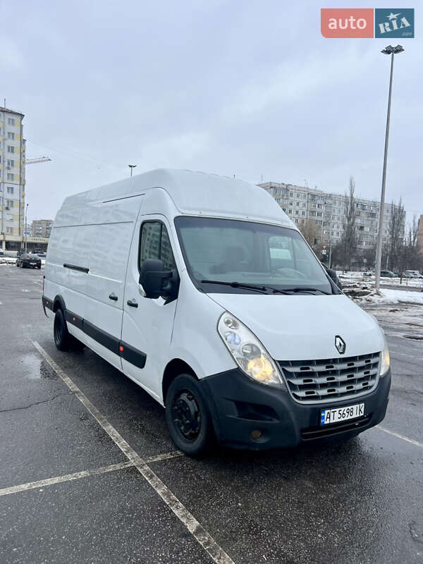 Вантажний фургон Renault Master 2013 в Івано-Франківську