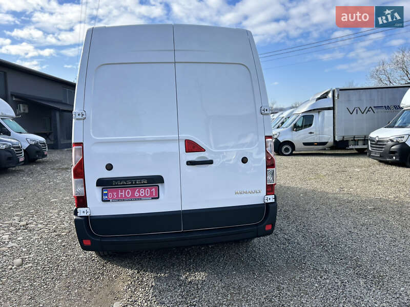 Вантажний фургон Renault Master 2018 в Хусті