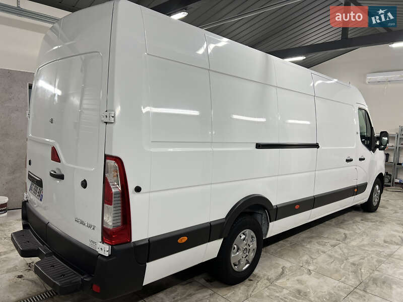 Вантажний фургон Renault Master 2021 в Полтаві