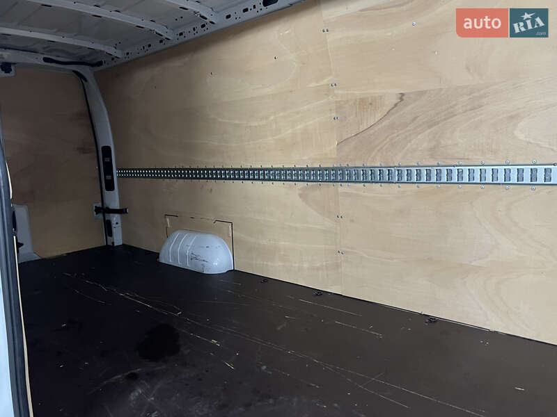 Вантажний фургон Renault Master 2021 в Полтаві