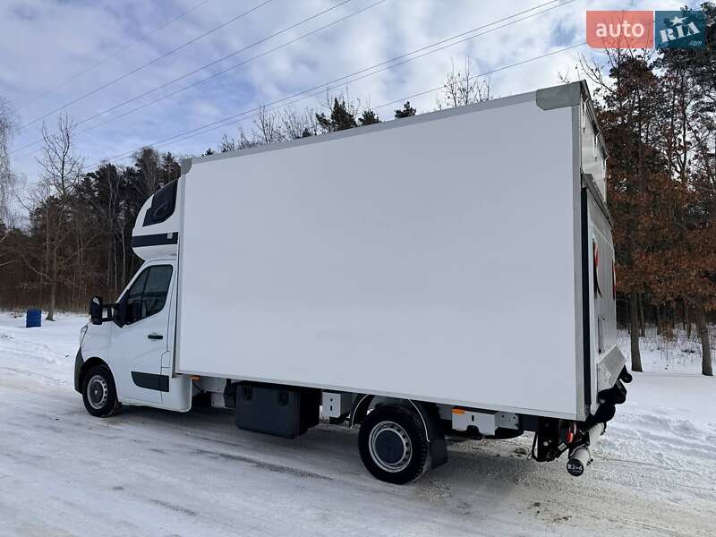 Грузовой фургон Renault Master 2022 в Киеве
