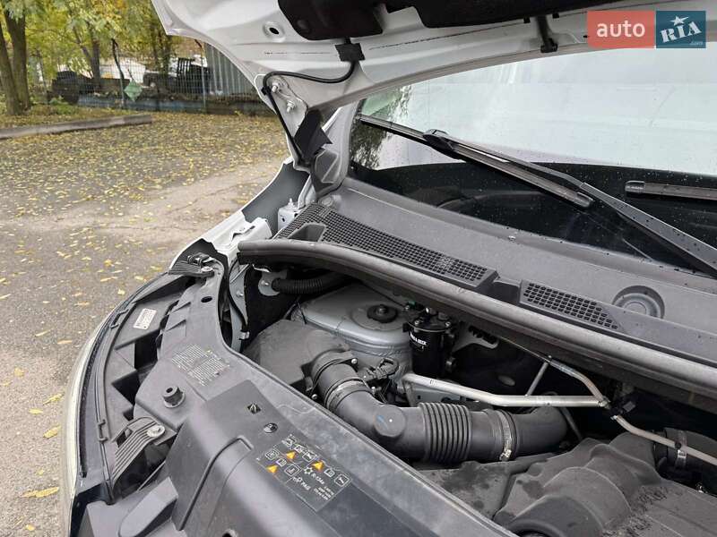 Мікроавтобус вантажний (до 3,5т) Renault Master 2021 в Дніпрі