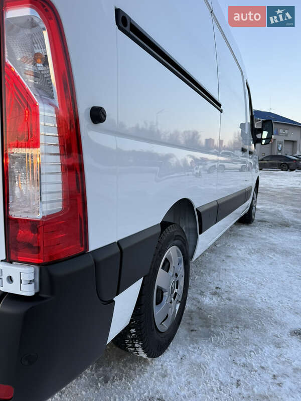Грузовой фургон Renault Master 2022 в Киеве