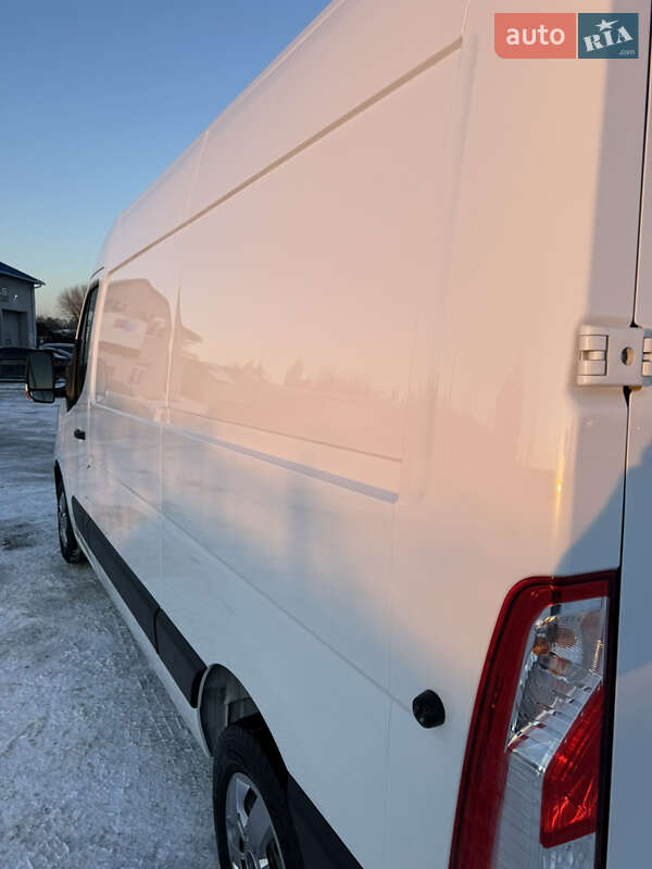 Грузовой фургон Renault Master 2022 в Киеве