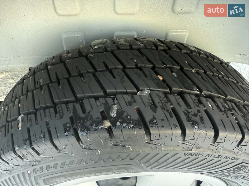 Грузовой фургон Renault Master 2022 в Киеве