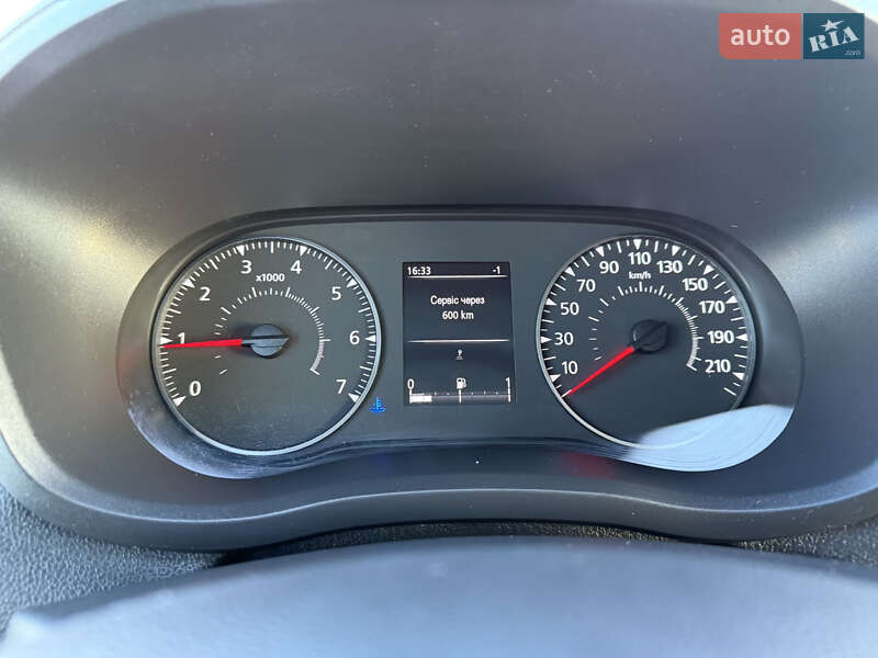 Грузовой фургон Renault Master 2022 в Киеве