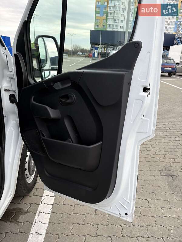 Грузовой фургон Renault Master 2020 в Ивано-Франковске