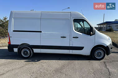 Грузовой фургон Renault Master 2016 в Радехове